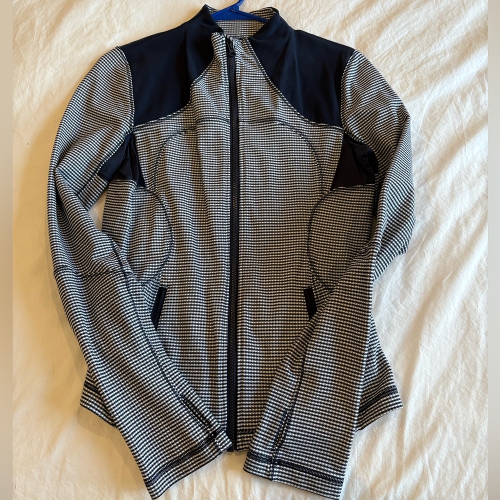 Women’s Lululemon Jacket Size 8
